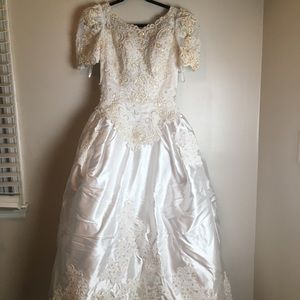 White wedding dress
